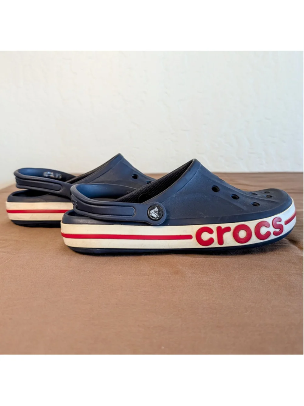 Crocs Bayaband Clogs Navy Blue Red and White Comfort Shoes Men's 8 Women's 10